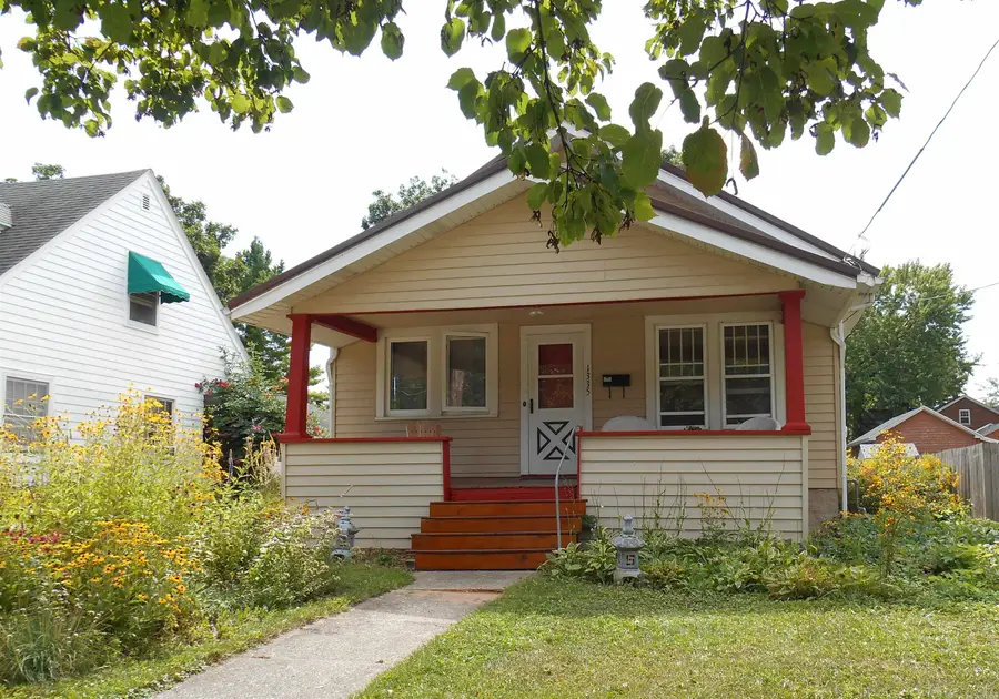 1335 W Rogers Avenue, Appleton, WI 54914-5068 - #2
