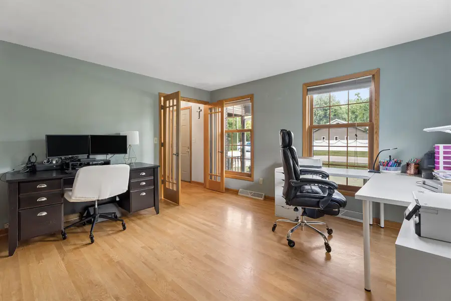 1029 Highland Park Road, Neenah, WI 54956 - #2