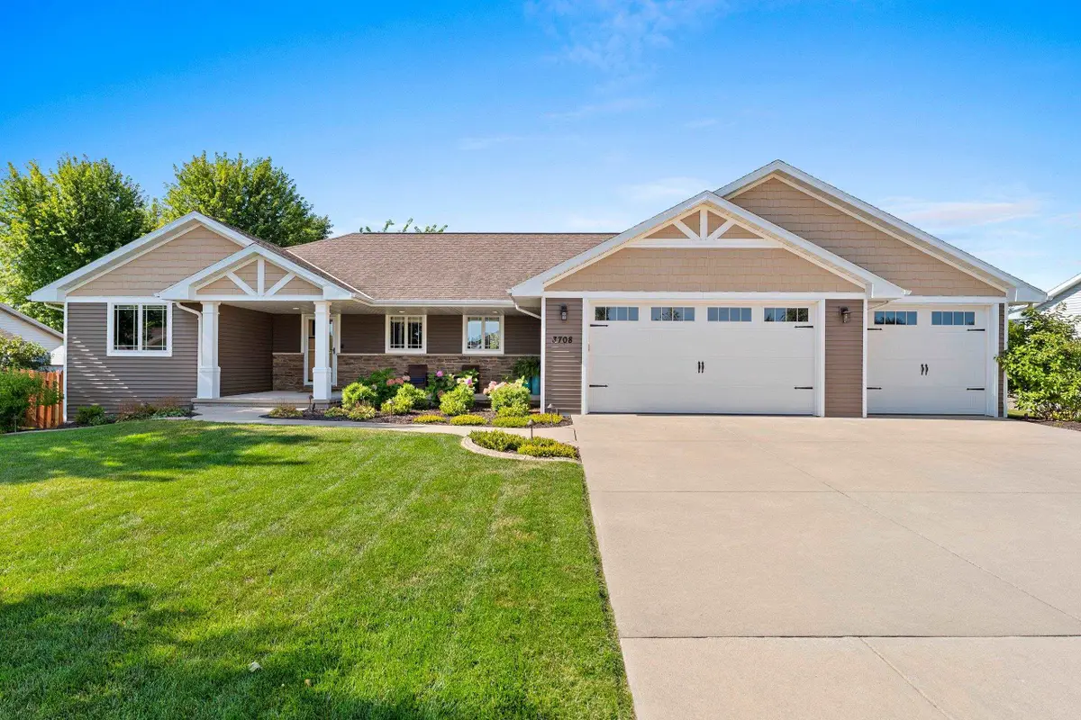 3708 Hoosier Way, New Franken, WI 54229-9821 - #1