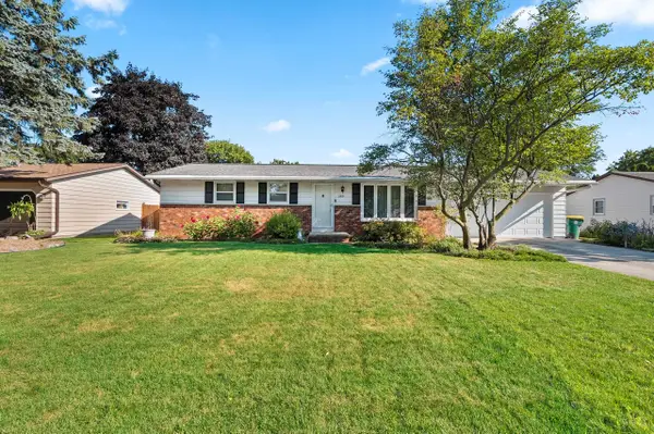 2579 Van Beek Road, GREEN BAY, WI 54311
