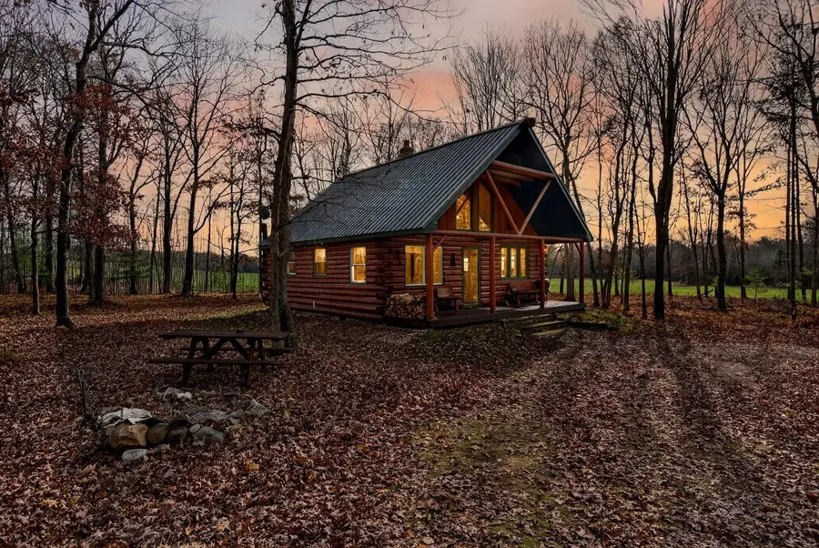 W9499 W 28th Road, Crivitz, WI 54114 - #2