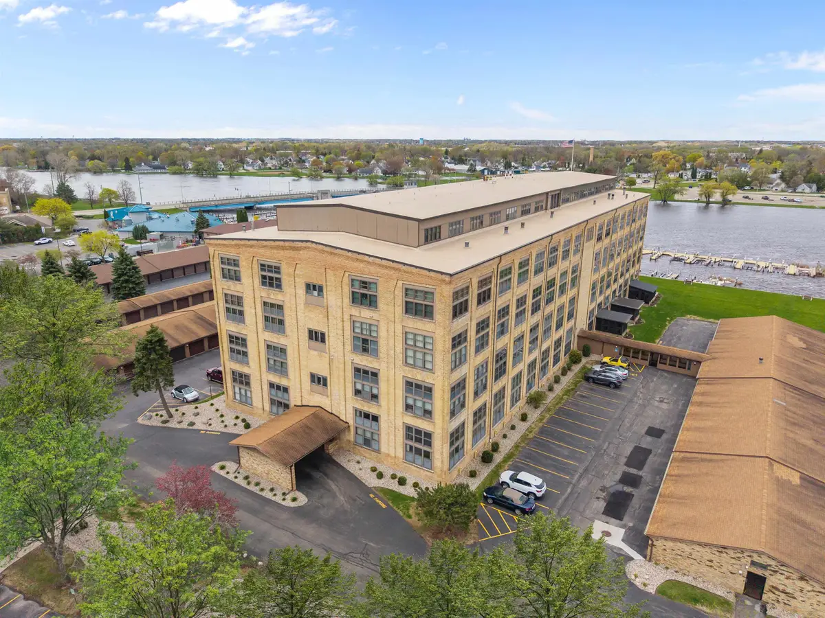 1545 Arboretum Drive #325, Oshkosh, WI 54901 - #1