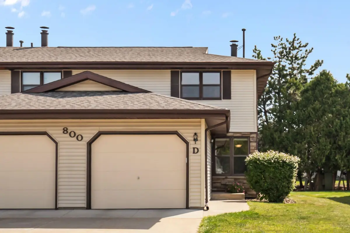800 S Westhaven Place #D, Appleton, WI 54914 - #1