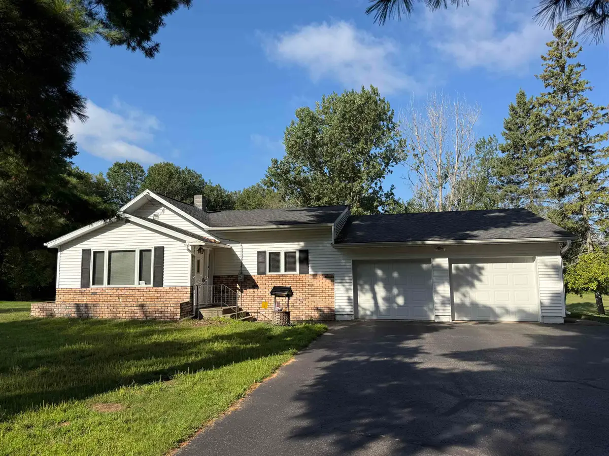 N1261 Bay De Noc Drive, Menominee, MI 49858 - #1