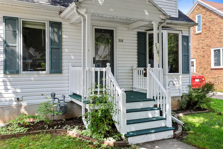 232 Quinton Street, Green Bay, WI 54302 - #3