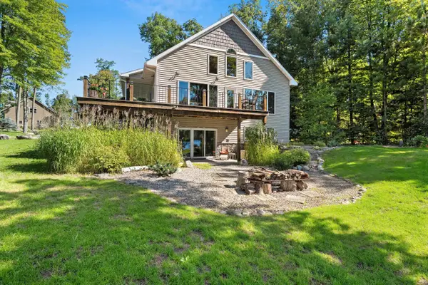 W11381 Carrie Lane, POUND, WI 54161