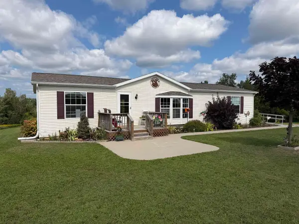 W8360 County Road Q, POUND, WI 54161-9655