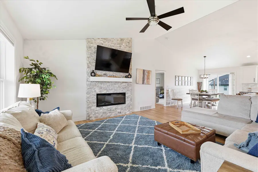 2359 Tigerwood Trail, De Pere, WI 54115 - #2