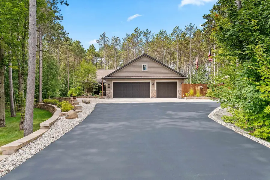 863 Maple Leaf Trail, Sobieski, WI 54171-9217 - #2