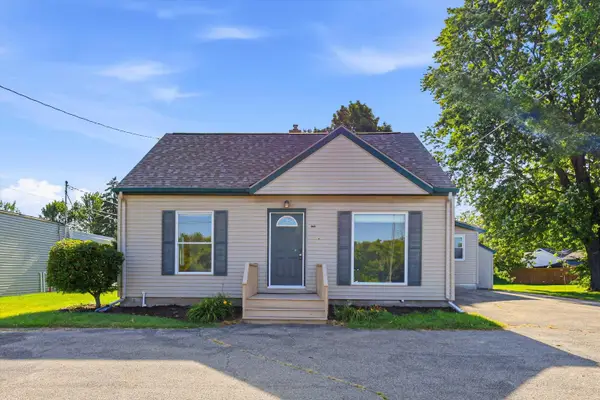 1224 S Commercial Street, NEENAH, WI 54956-4155