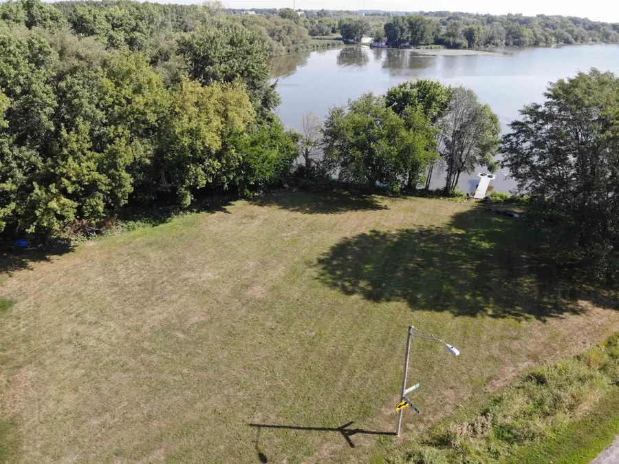 Driftwood Lane, Oshkosh, WI 54902 - #2