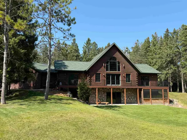 W9150 Forevergreen Court, HORTONVILLE, WI 54944-9275