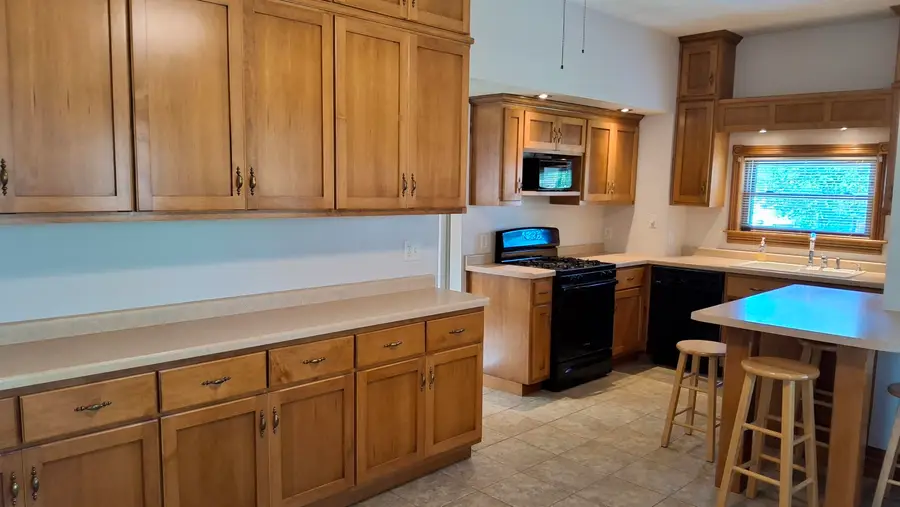 602 Carney Boulevard, Marinette, WI 54143 - #3
