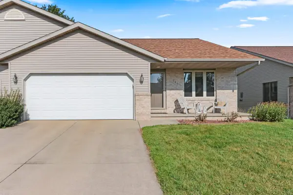 1280 N Franco Court, DE PERE, WI 54115-3817
