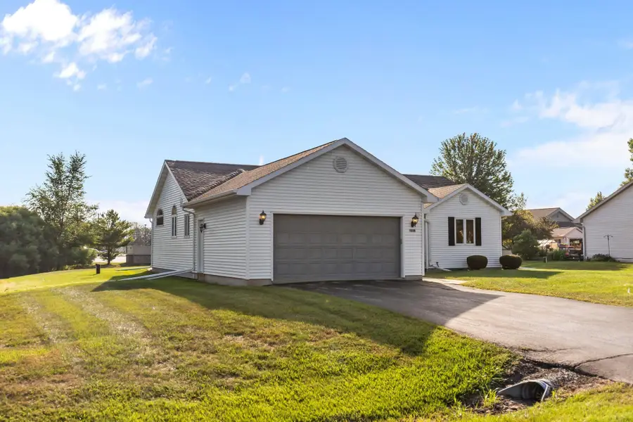 1238 Willow Bend Lane, Oshkosh, WI 54904 - #3