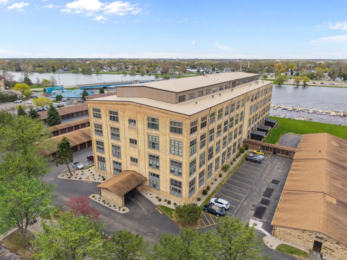 1545 Arboretum Drive #304, Oshkosh, WI 54901-2797 - #1