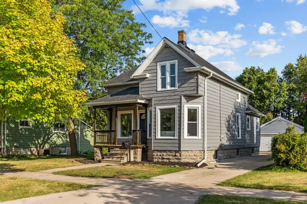 1532 W Bent Avenue, OSHKOSH, WI 54901