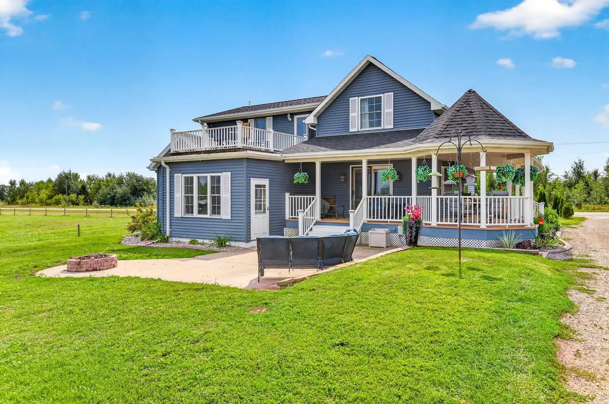 W6096 County Rd O, Appleton, WI 54913-9751 - #1