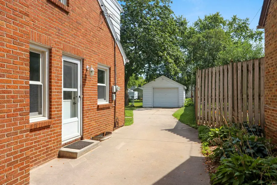 1139 14th Avenue, Green Bay, WI 54304 - #3