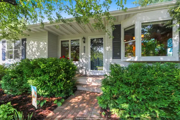 5050 Redbud Court, GREEN BAY, WI 54311