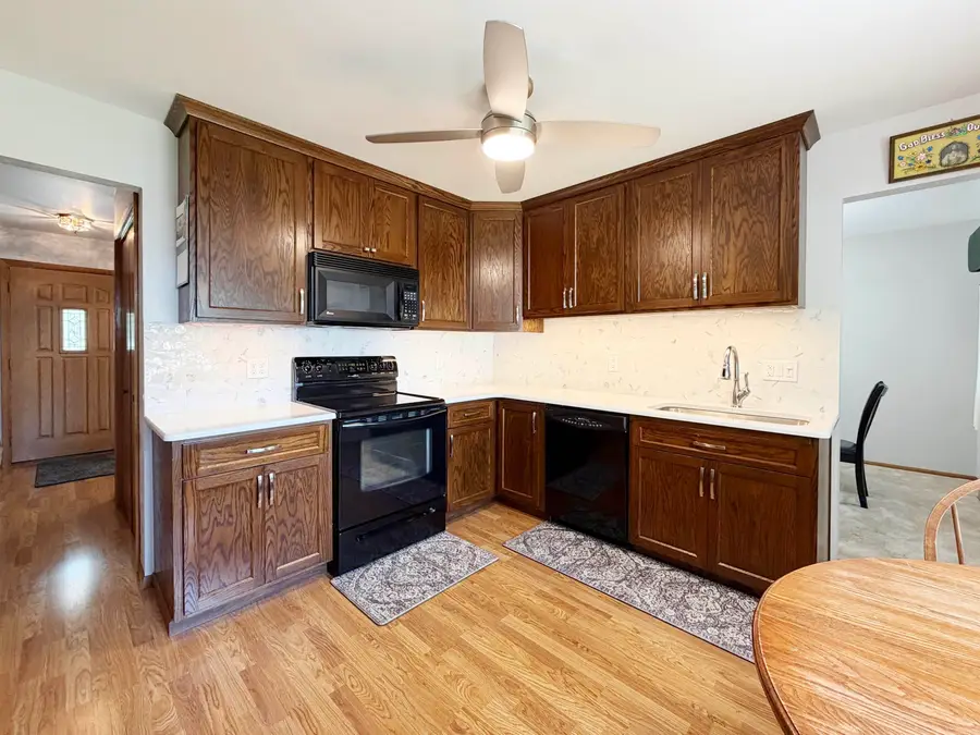 291 Old Pioneer Road, Fond Du Lac, WI 54935-6150 - #2