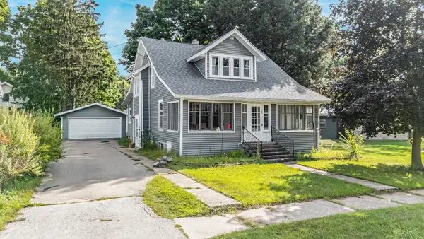 105 E Sumner Street, WEYAUWEGA, WI 58983