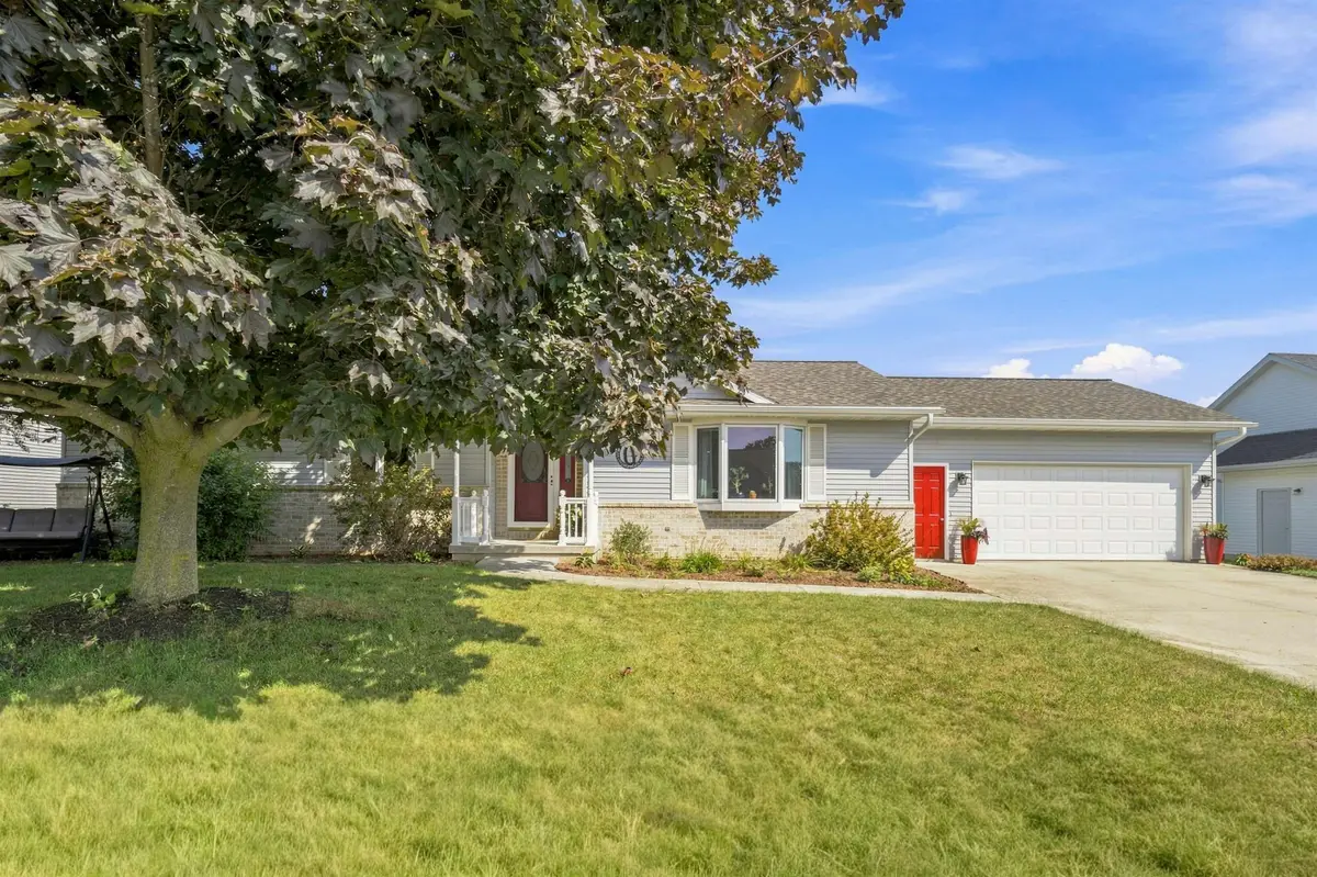 4922 Remiker Lane, Manitowoc, WI 54220 - #1