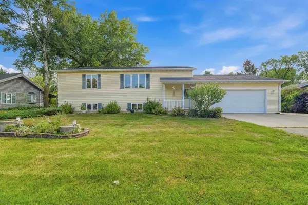 4610 Friedrich Avenue, OMRO, WI 54963