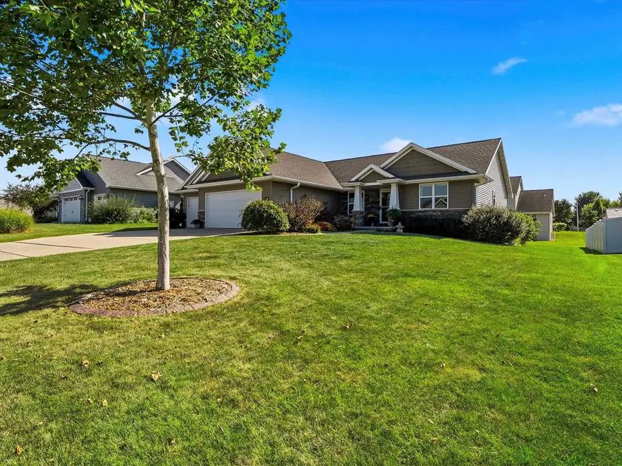 3594 Bay Harbor Drive, Green Bay, WI 54311 - #2