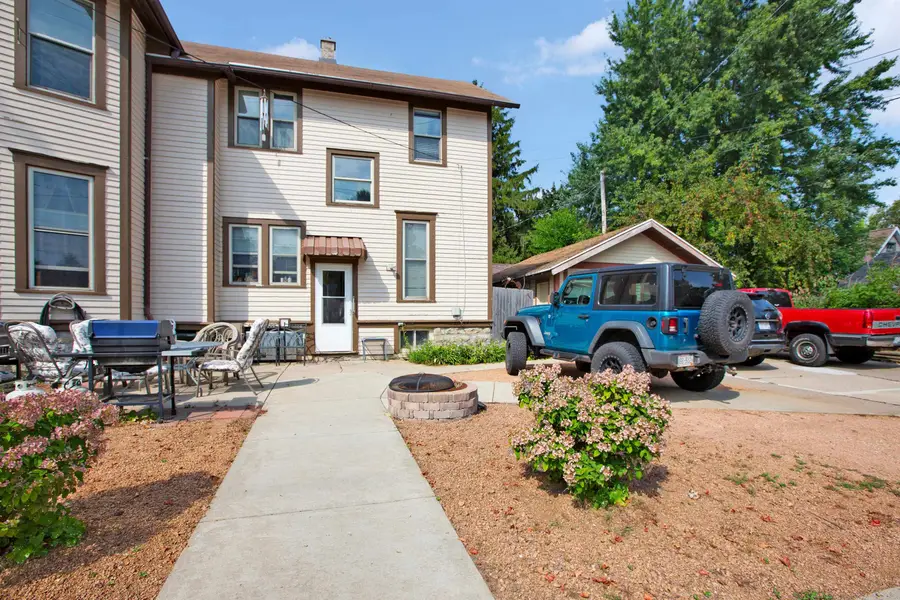 330 E Irving Avenue, Oshkosh, WI 54901 - #3
