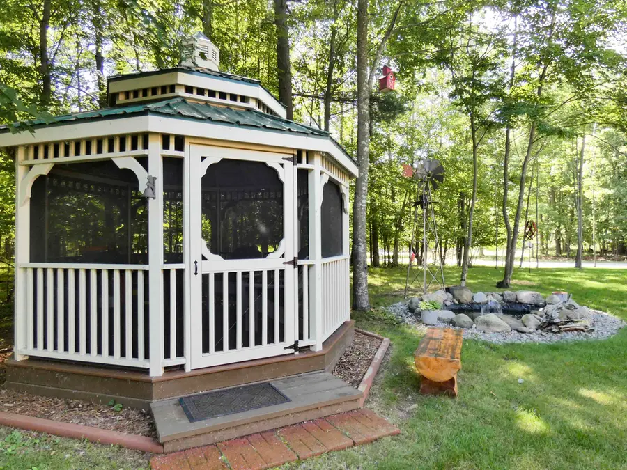 1333 Kloppman Street, Crivitz, WI 54114 - #2