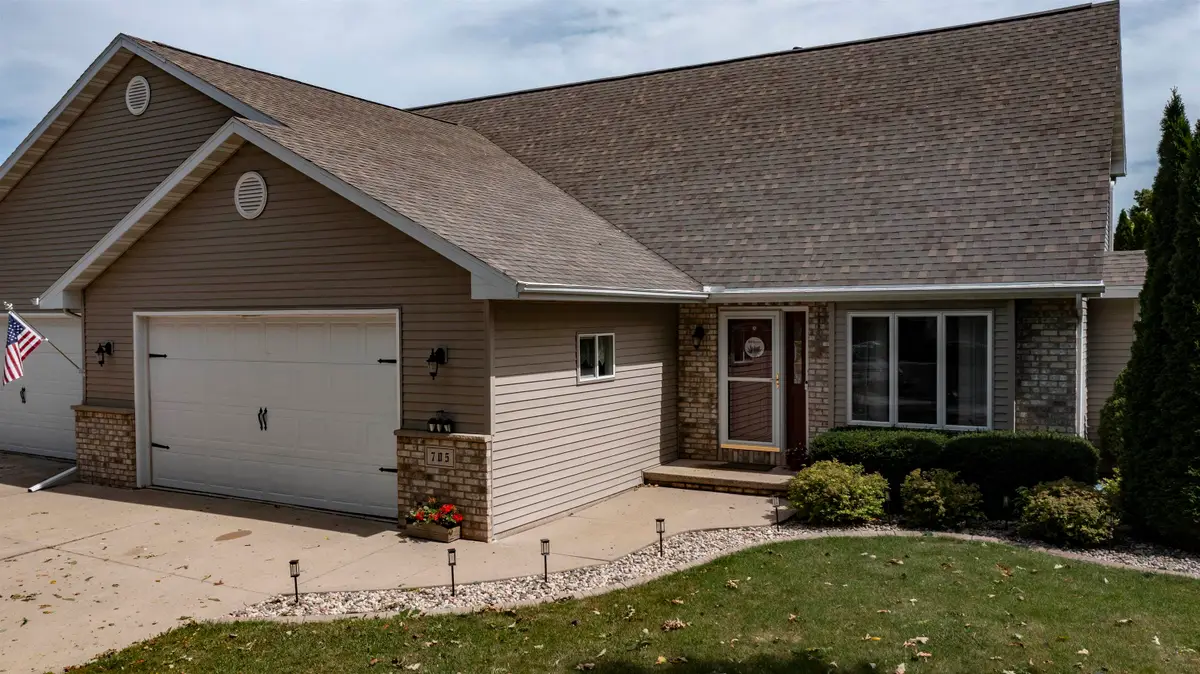 705 Highview Lane, Kimberly, WI 54136 - #1