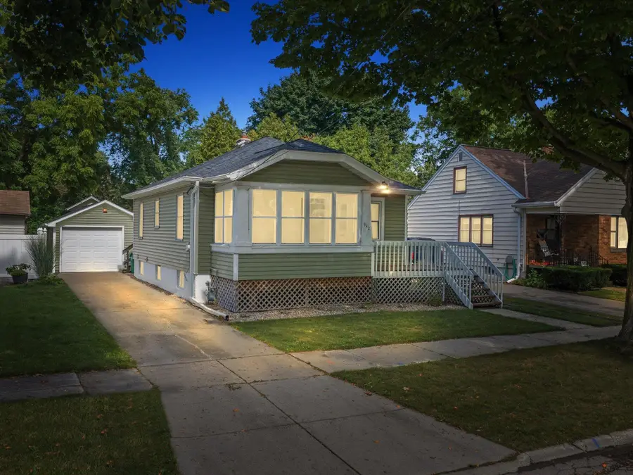942 Division Street, Green Bay, WI 54303-2947 - #2