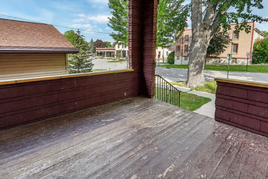 508 S Jackson Street, Green Bay, WI 54301 - #3