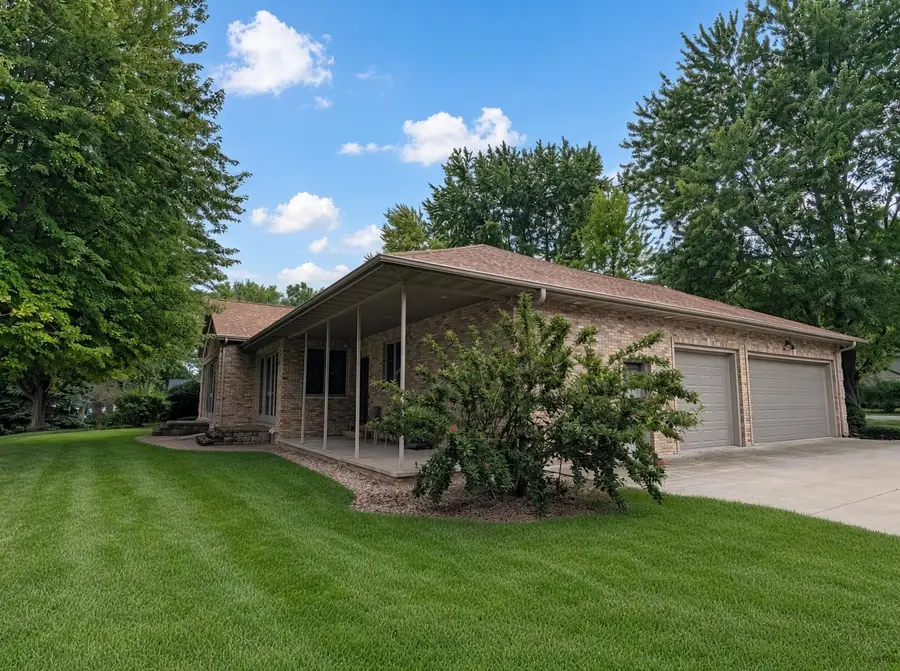 3300 Harbor Bay Road, Oshkosh, WI 54901 - #3