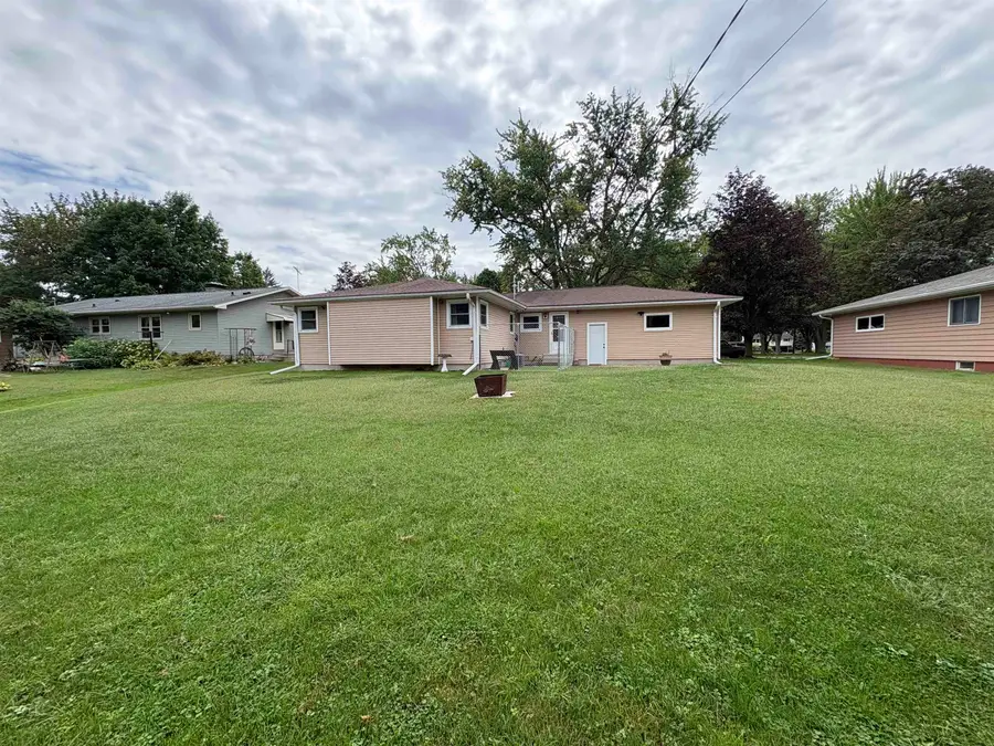 309 N Humphrey Circle, Shawano, WI 54166 - #2