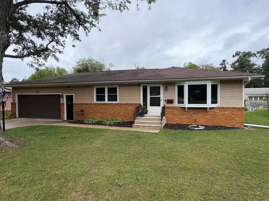 309 N Humphrey Circle, Shawano, WI 54166 - #3