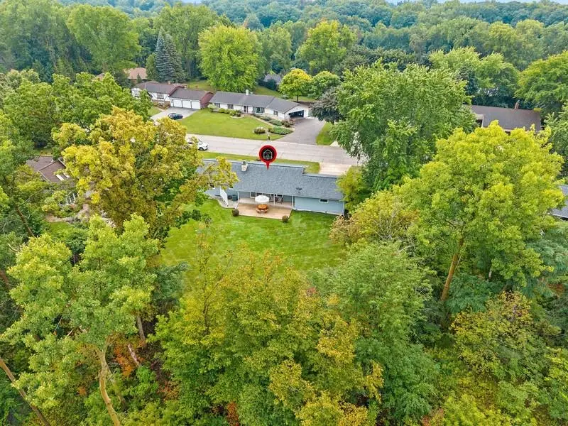 2439 Morning Star Trail, Green Bay, WI 54302 - #2