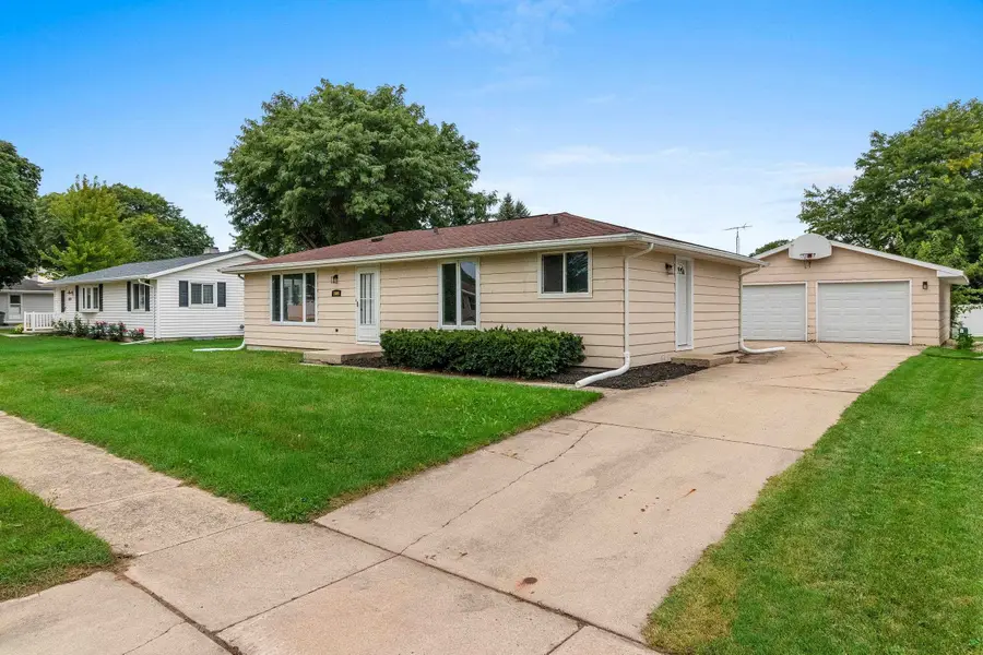 1605 Thurke Avenue, North Fond Du Lac, WI 54937 - #2