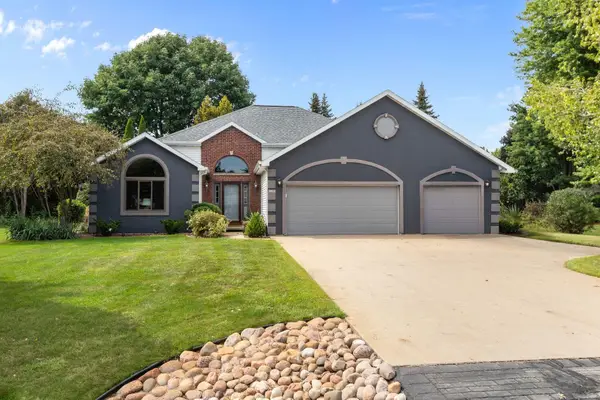 N1397 Westgreen Drive, GREENVILLE, WI 54942