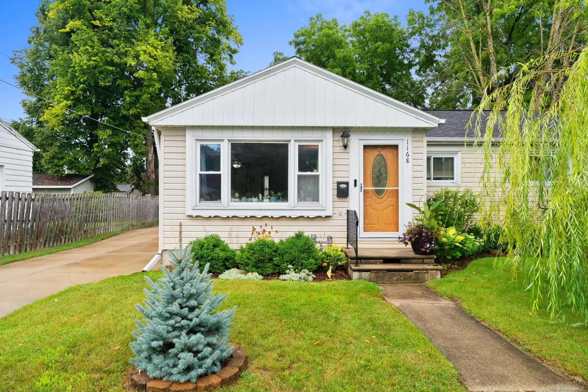 1168 9th Street, Green Bay, WI 54304 - #1