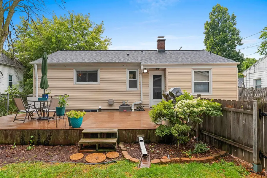 1168 9th Street, Green Bay, WI 54304 - #3