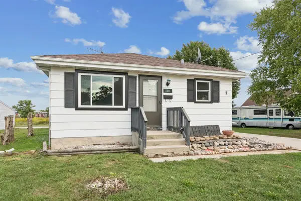 1311 S 31st Street, MANITOWOC, WI 54220