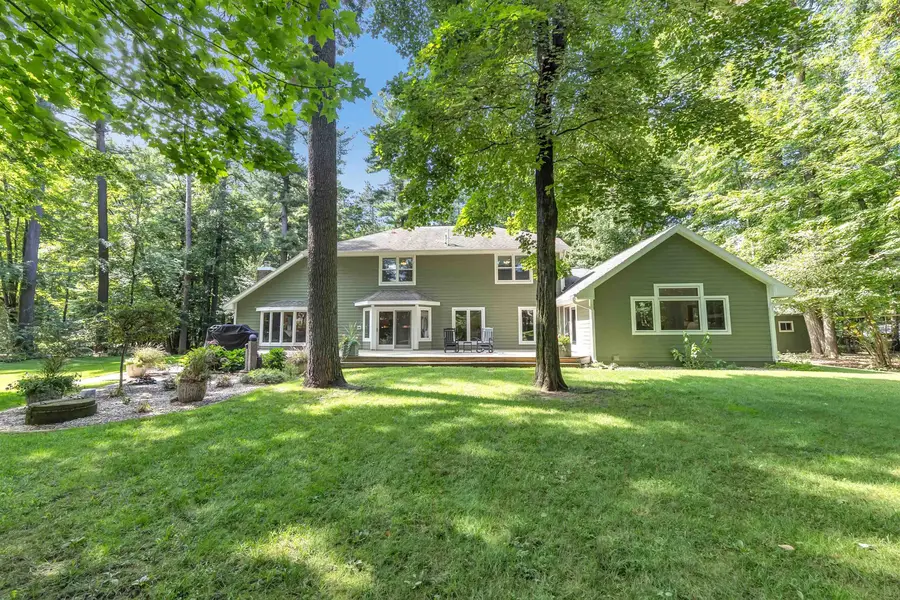 2274 Cathedral Forest Drive, Suamico, WI 54313-7682 - #2