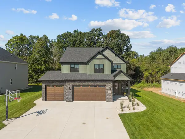 2200 Softwind Road, NEENAH, WI 54956