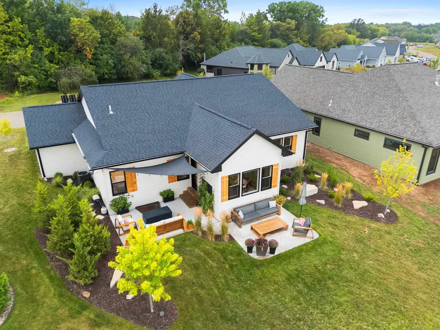 1831 Bobby Jones Drive, De Pere, WI 54115 - #2