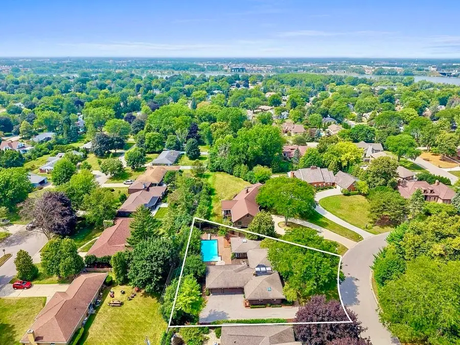 221 Rosemont Drive, Allouez, WI 54301-2614 - #3