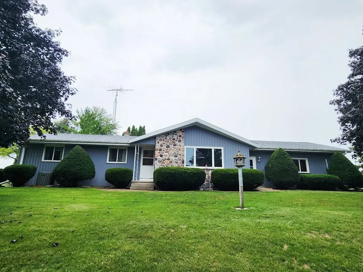 W2998 Ledge Road, Mount Calvary, WI 53057-9747 - #1