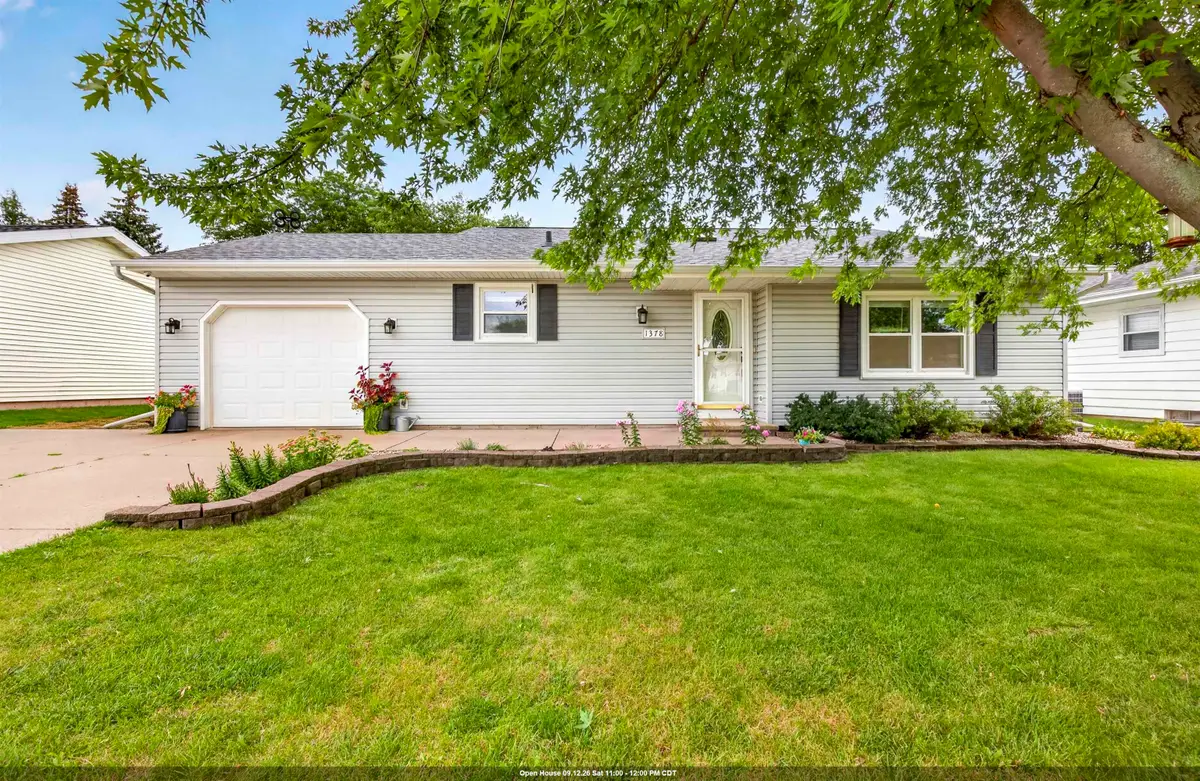 1378 Inverness Lane, Neenah, WI 54956 - #1