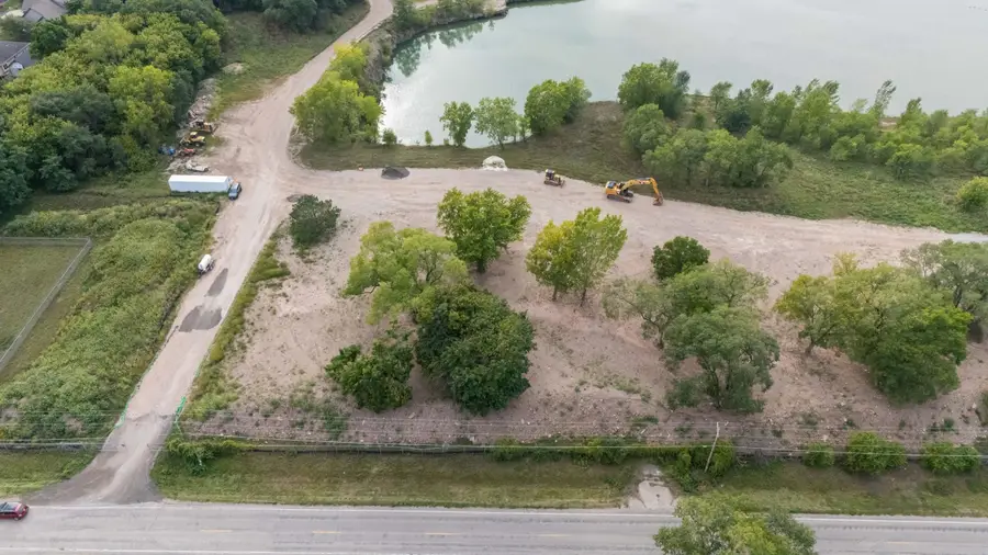 Leonard Point Road #11, Oshkosh, WI 54904 - #2